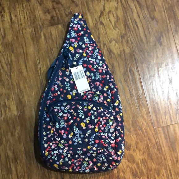 NWT! Vera Bradley Essential Sling Backpack in Scattered Wildflowers - Picture 1 of 3